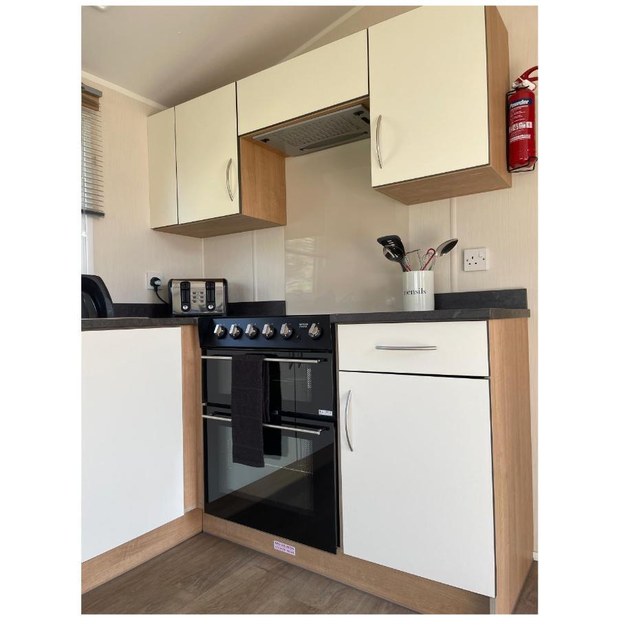Cosy 3-Bed Caravan Combe Haven St Leonards On Sea Hollington  Zewnętrze zdjęcie